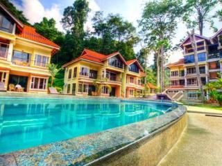 Resor Anjungan Kampung Teluk Nipah