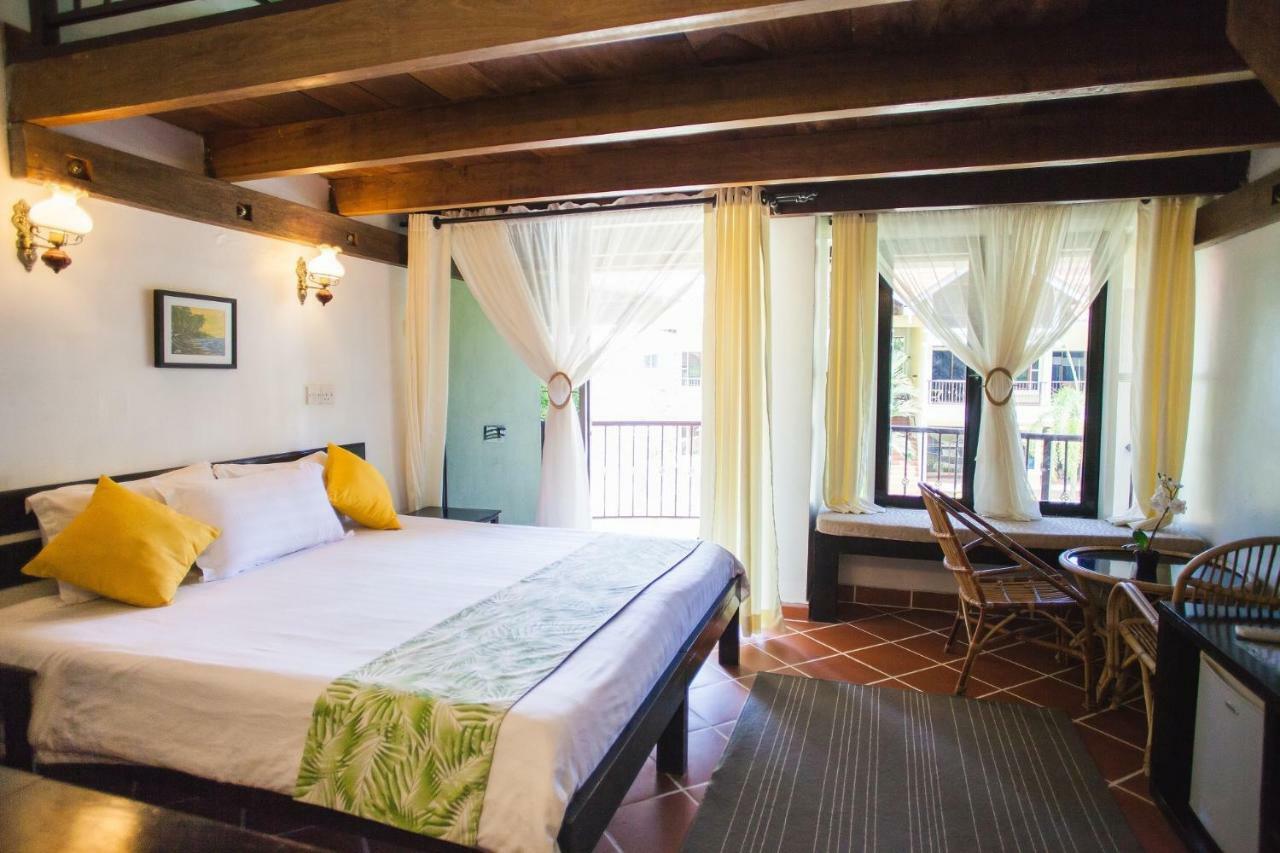 Resor Anjungan Kampung Teluk Nipah
